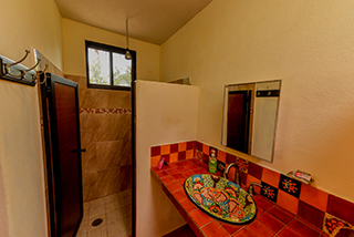 Cabo Pulmo Accommodation - Eco #2 - Bathroom