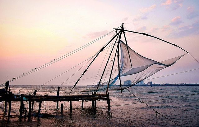 Chinese Fish Net - Kochi, India - Photographer: Gaurav Kumar