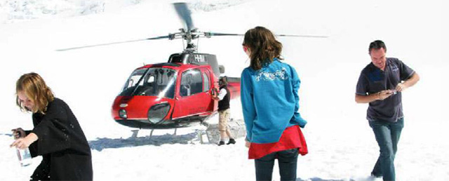 Experience the Twin Glaciers by helicopter