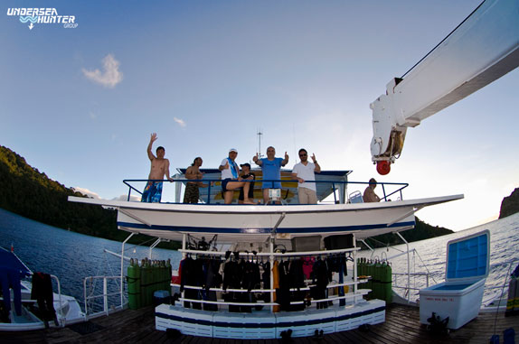 Undersea Hunter - Cocos Island Liveaboards - Dive Discovery Cocos Island