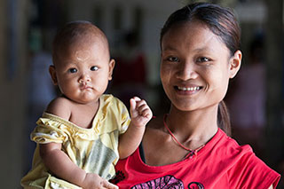 Burmese baby with mom