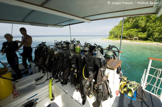 MV FeBrina - PNG Liveaboards - Dive Discovery PNG