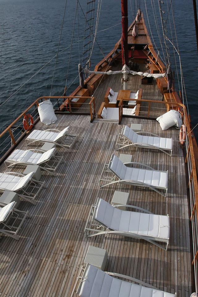 Sun deck - Tiaré  - Indonesia Liveaboard